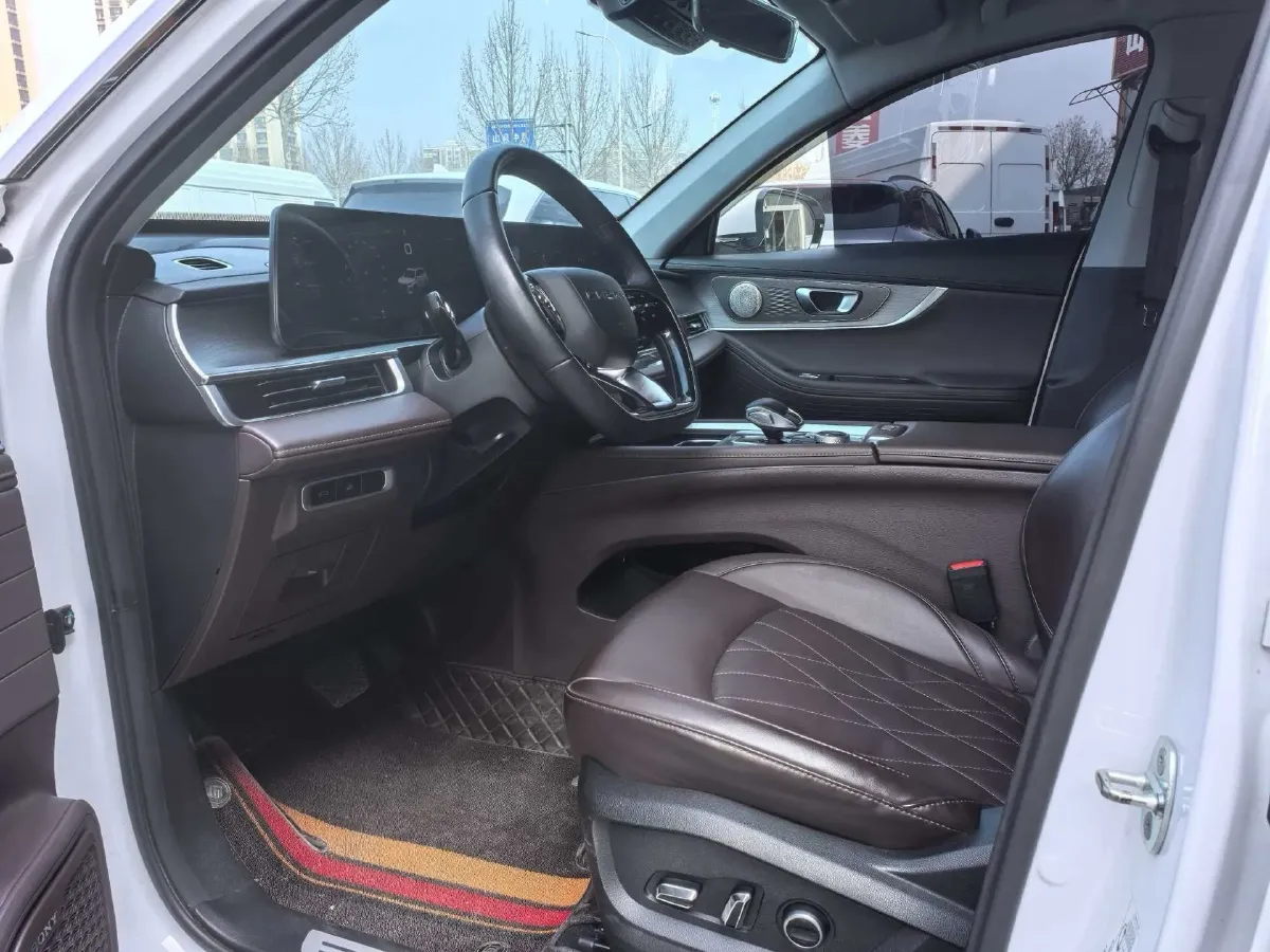 2024 Chery Tiggo 8 PRO 2.0T 254HP L4 7DCT,autocango,china used car exporter,china ev exporter,chinese used car exporter,chinese used ev exporter