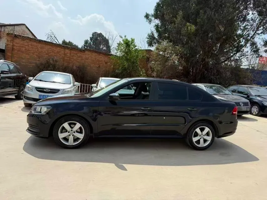 2017 Volkswagen Lavida 1.6L 110HP L4 6AT,autocango,china used car exporter,china ev exporter,chinese used car exporter,chinese used ev exporter