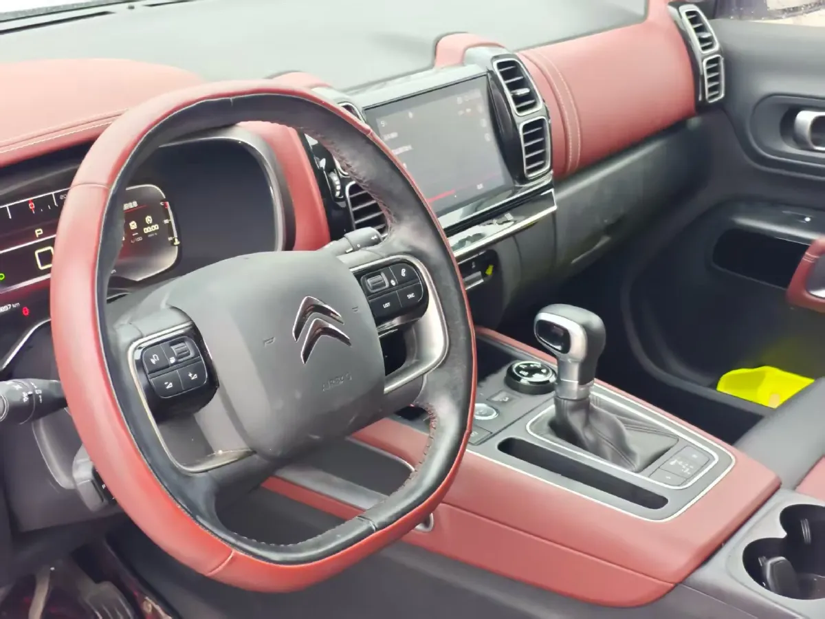 2019 Citroen C5 Aircross 1.6T 167HP L4 6AT,autocango,china used car exporter,china ev exporter,chinese used car exporter,chinese used ev exporter