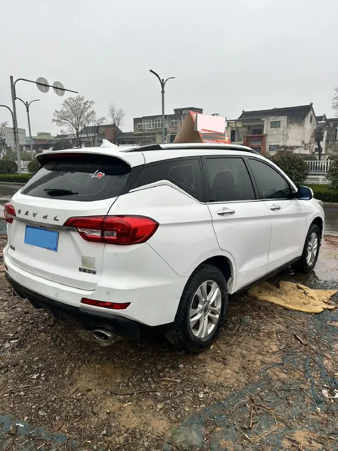 2017 Haval M6 1.5T 150HP L4 6MT,autocango,china used car exporter,china ev exporter,chinese used car exporter,chinese used ev exporter