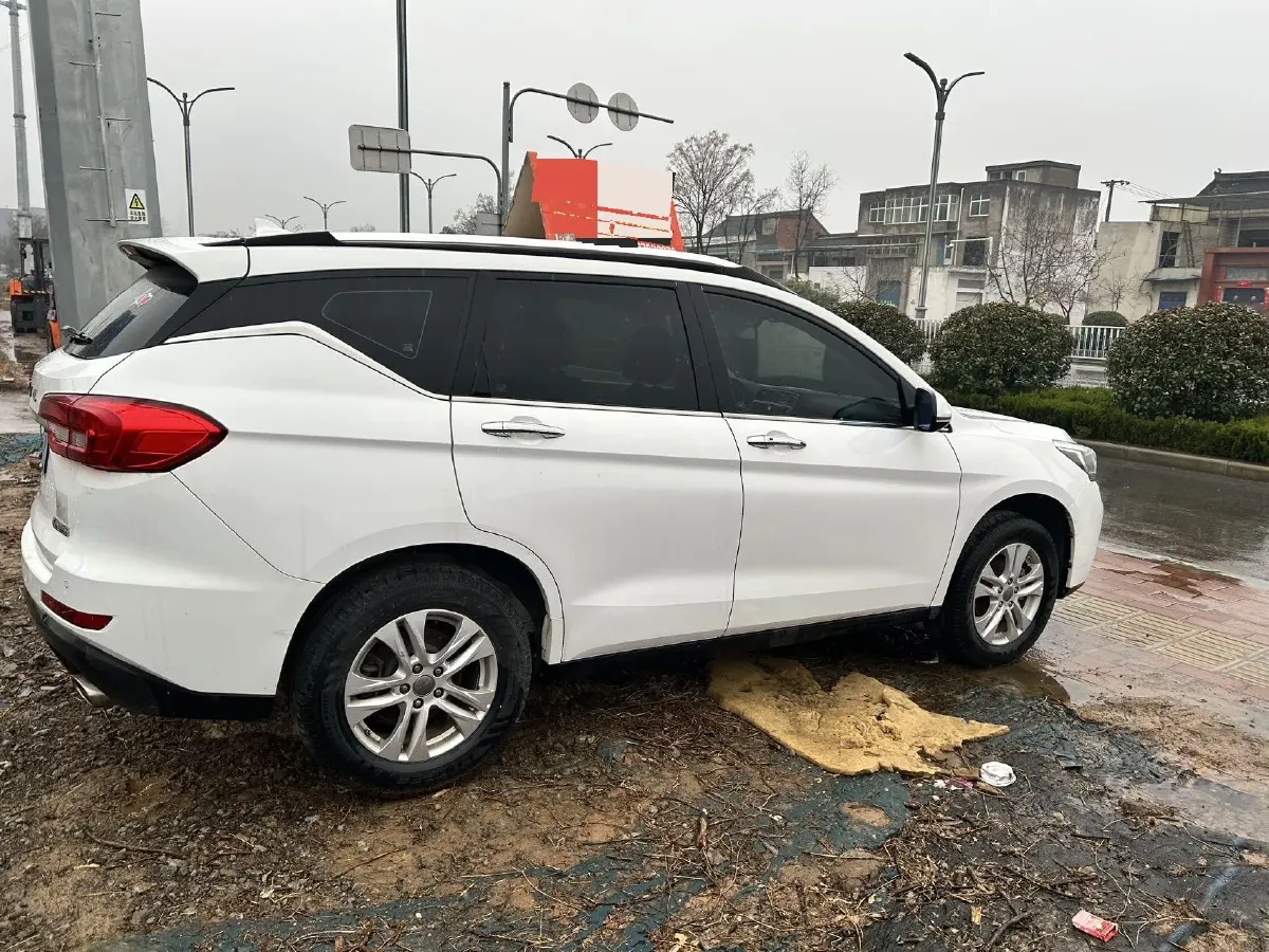 2017 Haval M6 1.5T 150HP L4 6MT,autocango,china used car exporter,china ev exporter,chinese used car exporter,chinese used ev exporter