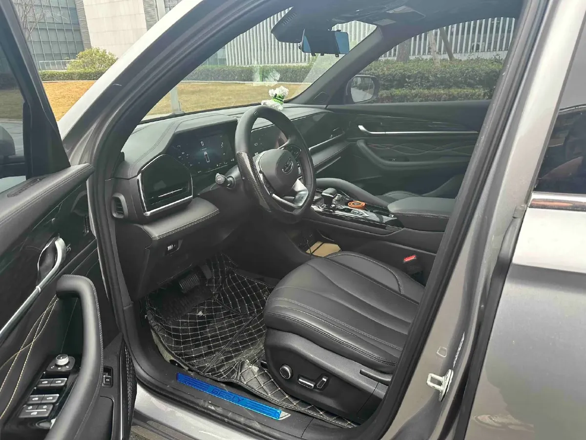 2024 Geely Monjaro 2.0T 218HP L4 7DCT,autocango,china used car exporter,china ev exporter,chinese used car exporter,chinese used ev exporter