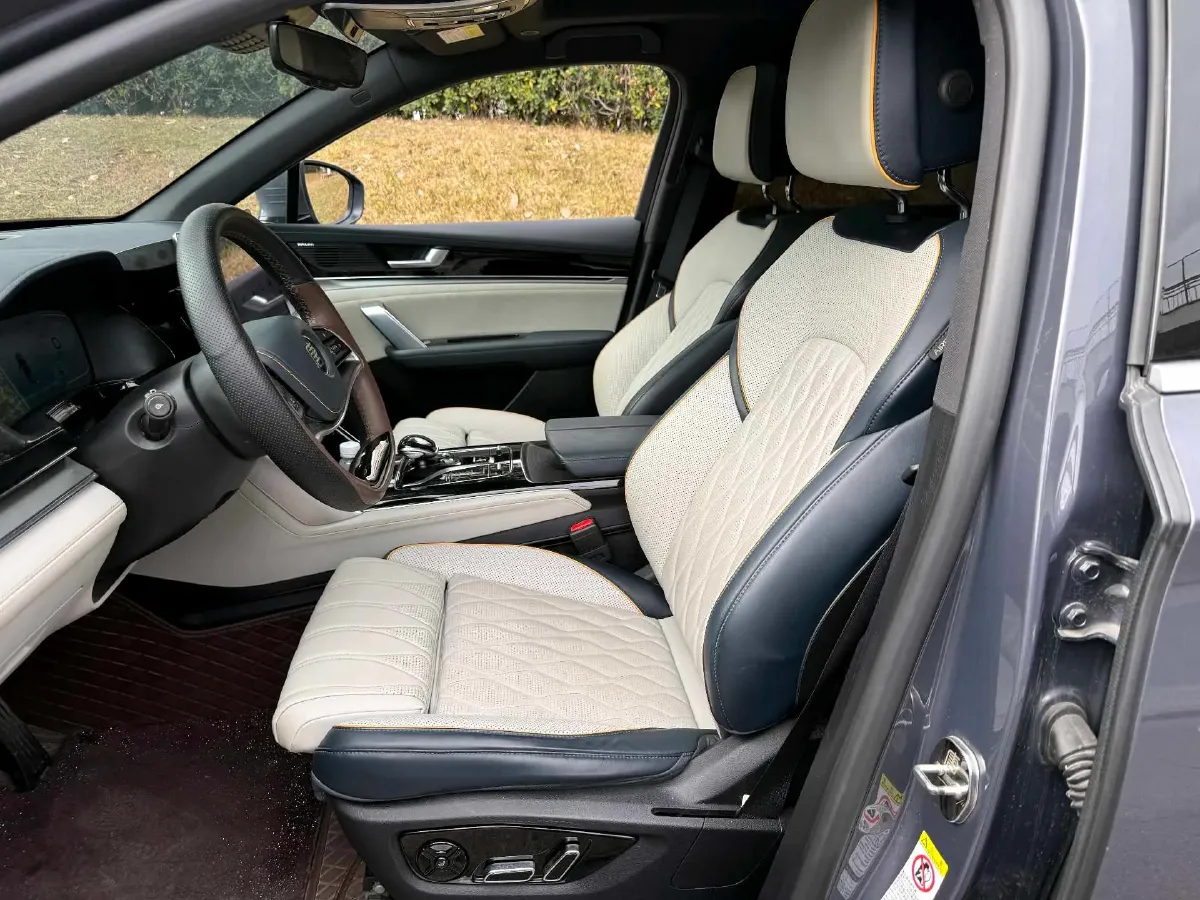 2022 Lincoln Z 2.0T 246HP L4 8AT,autocango,china used car exporter,china ev exporter,chinese used car exporter,chinese used ev exporter