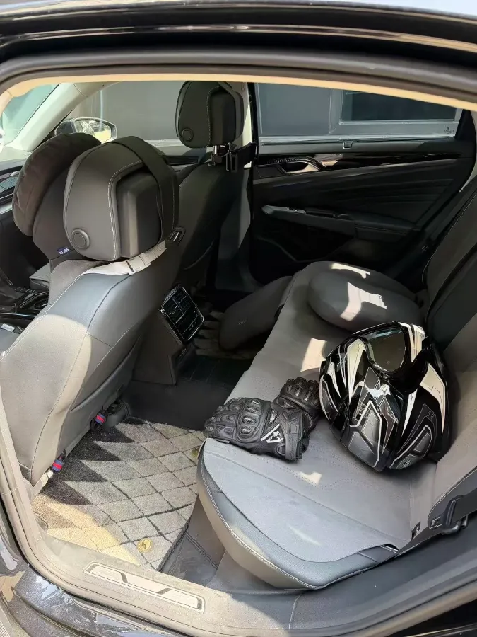 2022 Xpeng P7 BEV 60.2KWH,autocango,china used car exporter,china ev exporter,chinese used car exporter,chinese used ev exporter