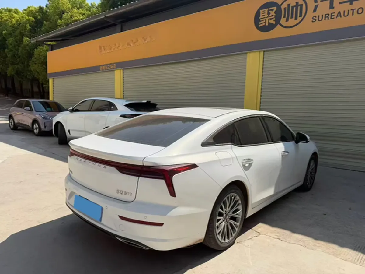 2021 Bestune B70 1.5T 169HP L4 7DCT,autocango,china used car exporter,china ev exporter,chinese used car exporter,chinese used ev exporter