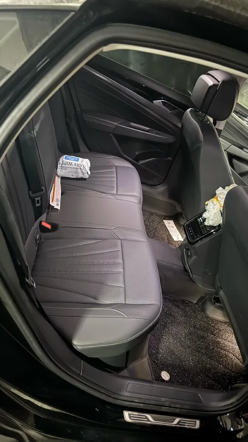 2025 Volkswagen Passat 2.0T 220HP L4 7DCT,autocango,china used car exporter,china ev exporter,chinese used car exporter,chinese used ev exporter