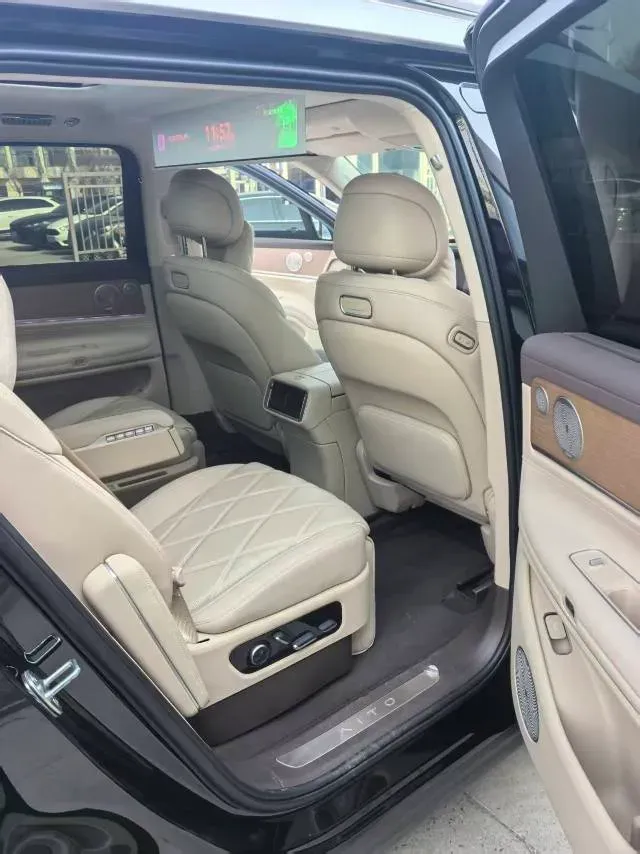 2025 AITO AITO M9 REEV 160HP REEV 52KWH,autocango,china used car exporter,china ev exporter,chinese used car exporter,chinese used ev exporter