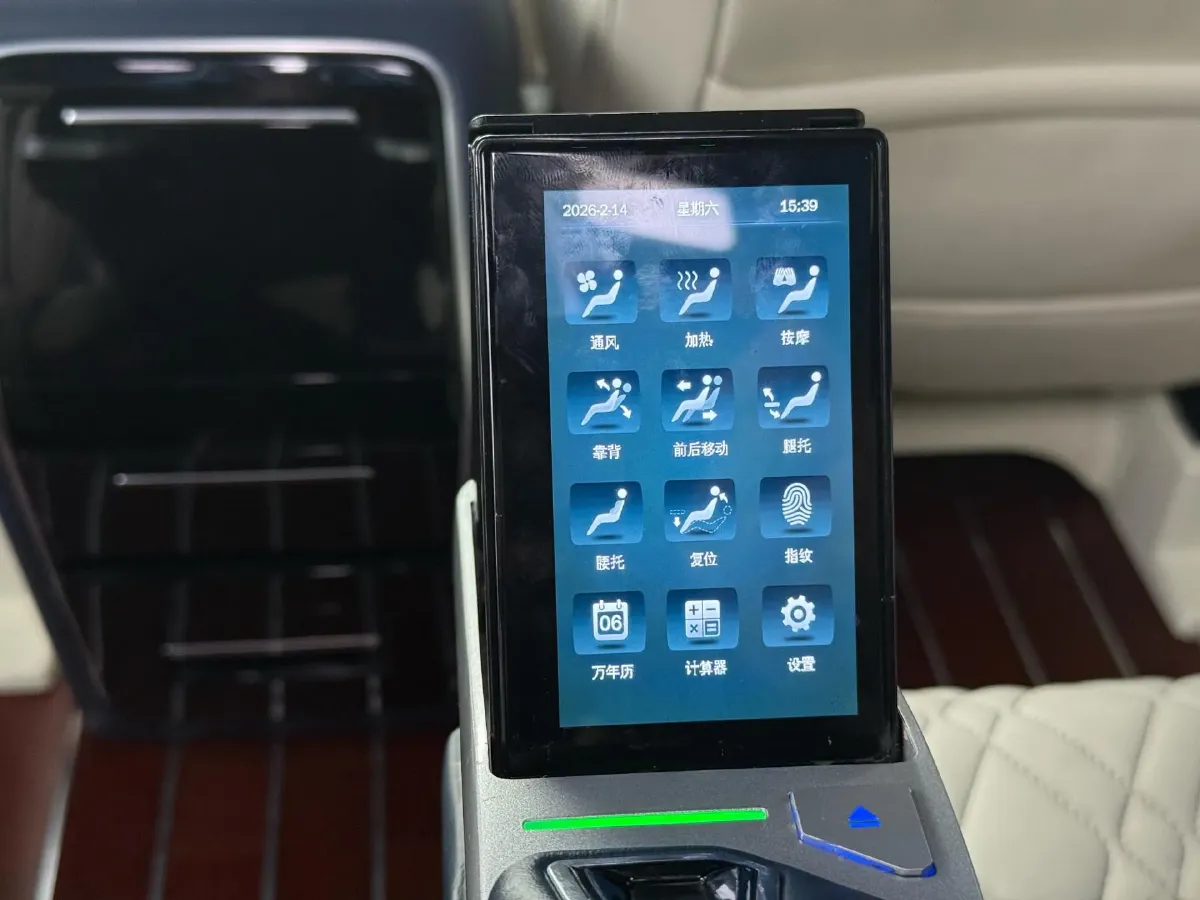 2021 GAC Trumpchi M8 2.0T 252HP L4 8AT,autocango,china used car exporter,china ev exporter,chinese used car exporter,chinese used ev exporter