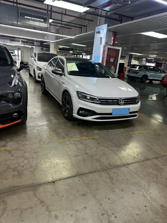 2019 Volkswagen Passat 1.4T 150HP L4 7DCT,autocango,china used car exporter,china ev exporter,chinese used car exporter,chinese used ev exporter