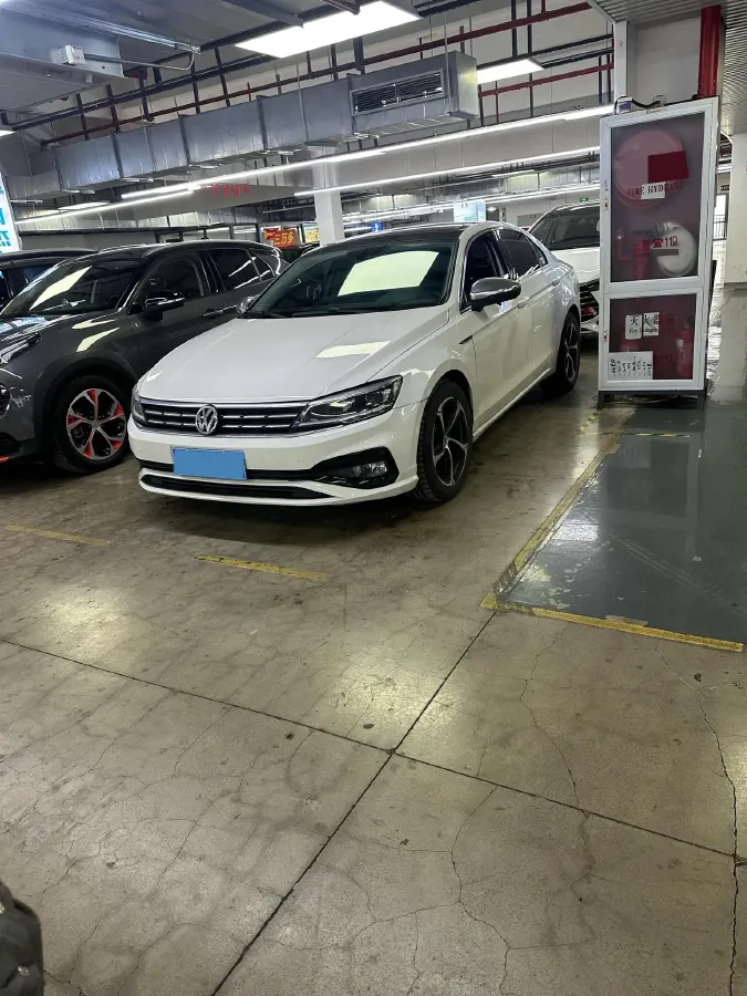 2019 Volkswagen Passat 1.4T 150HP L4 7DCT,autocango,china used car exporter,china ev exporter,chinese used car exporter,chinese used ev exporter
