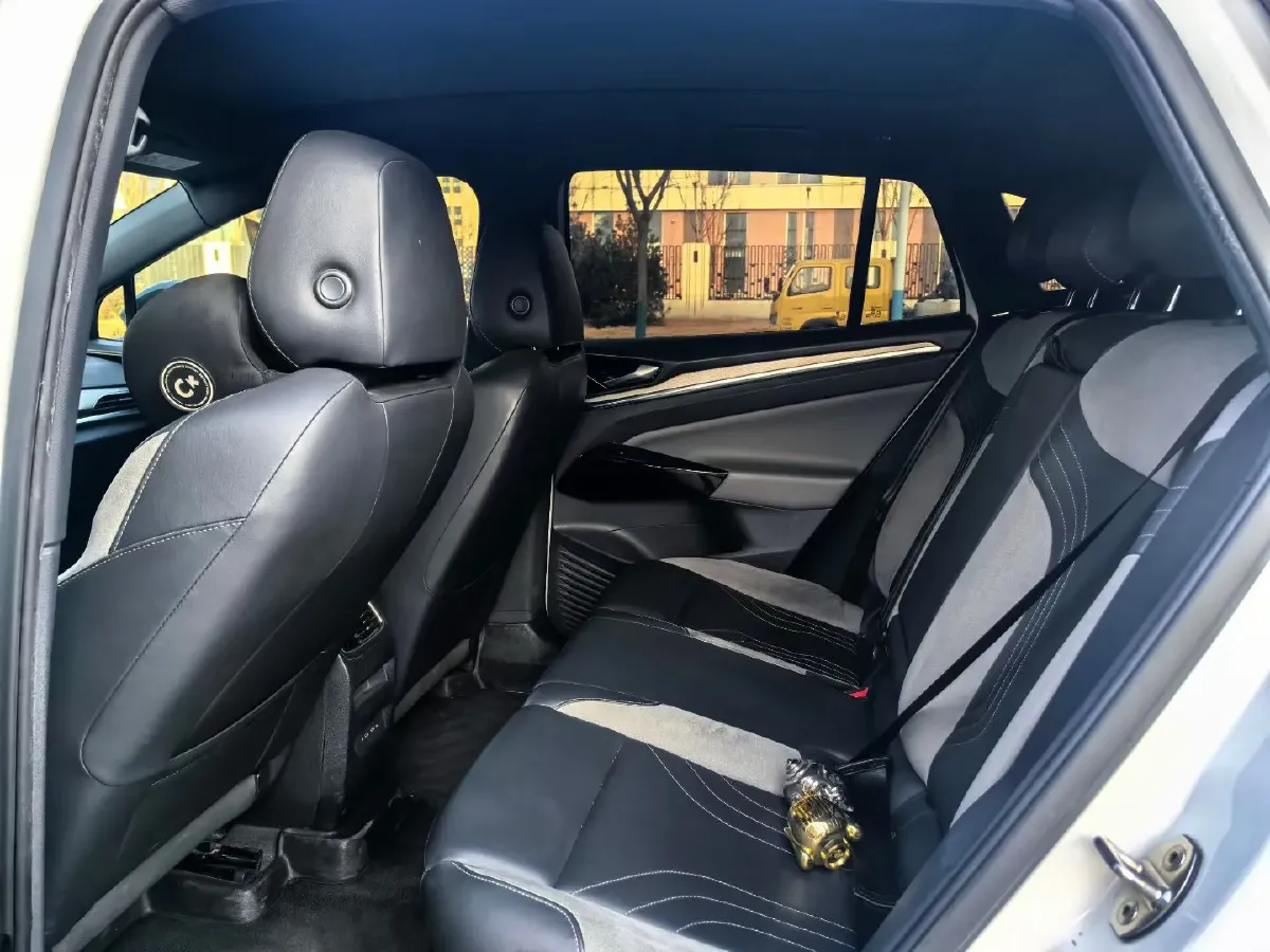 2021 Volkswagen ID.4 Crozz BEV 84.8KWH,autocango,china used car exporter,china ev exporter,chinese used car exporter,chinese used ev exporter