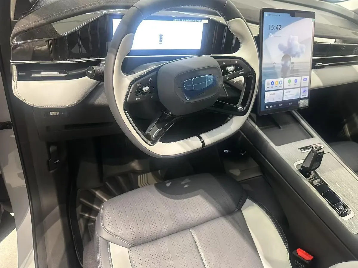 2024 Geely StarRay 1.5T 181HP L4 7DCT,autocango,china used car exporter,china ev exporter,chinese used car exporter,chinese used ev exporter