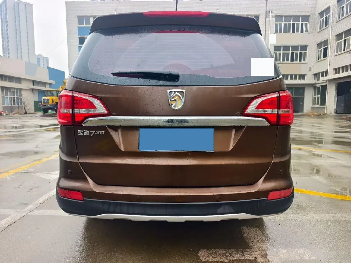 2016 BaoJun 730 1.5L 112HP L4 5MT,autocango,china used car exporter,china ev exporter,chinese used car exporter,chinese used ev exporter