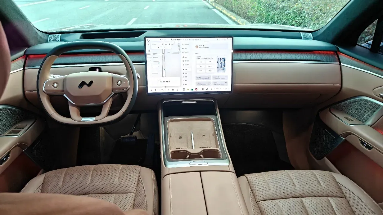 2025 ONVO L90 BEV,autocango,china used car exporter,china ev exporter,chinese used car exporter,chinese used ev exporter