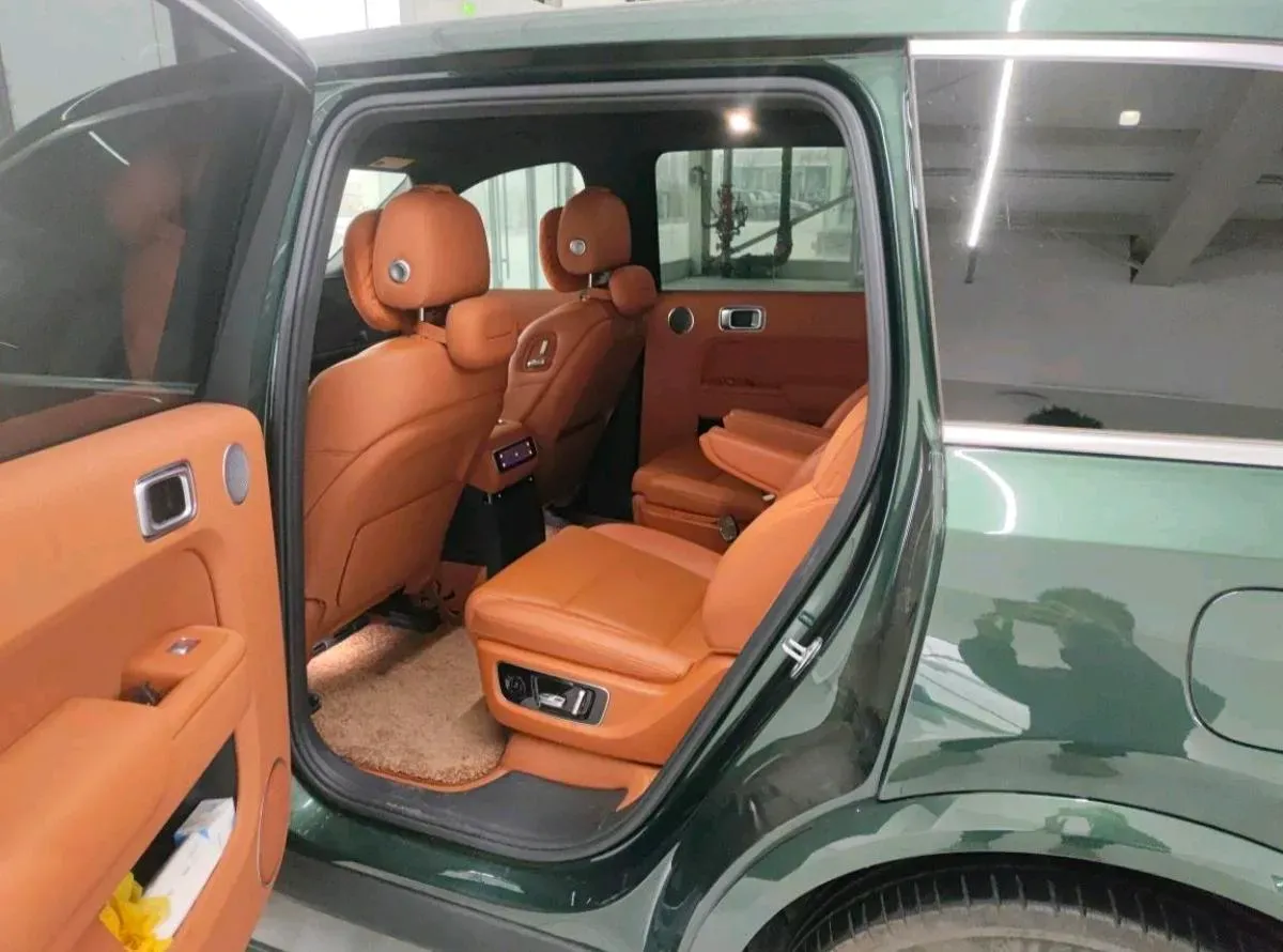 2024 Li L9 Range Extended 154HP REEV 52.3KWH,autocango,china used car exporter,china ev exporter,chinese used car exporter,chinese used ev exporter