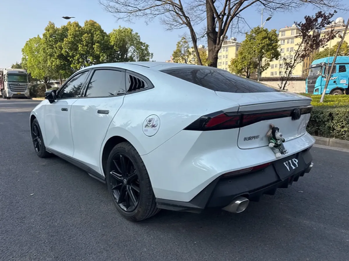 2023 ChangAn UNI-V 1.5T 188HP L4 7DCT,autocango,china used car exporter,china ev exporter,chinese used car exporter,chinese used ev exporter