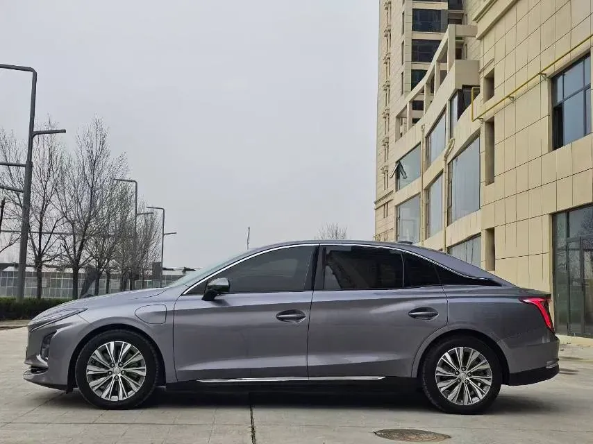 2023 HongQi E-QM5 BEV 82KWH,autocango,china used car exporter,china ev exporter,chinese used car exporter,chinese used ev exporter