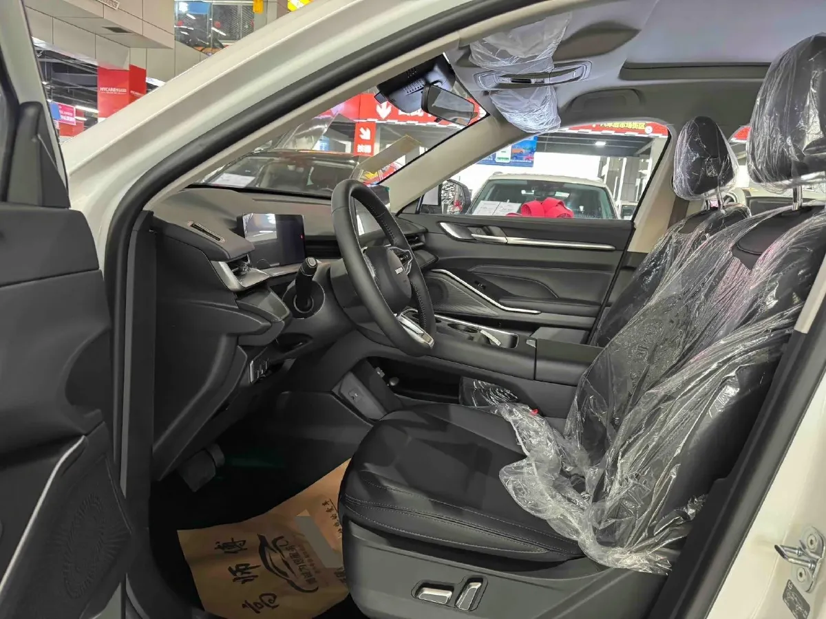 2024 Haval H6 1.5T 184HP L4 7DCT,autocango,china used car exporter,china ev exporter,chinese used car exporter,chinese used ev exporter