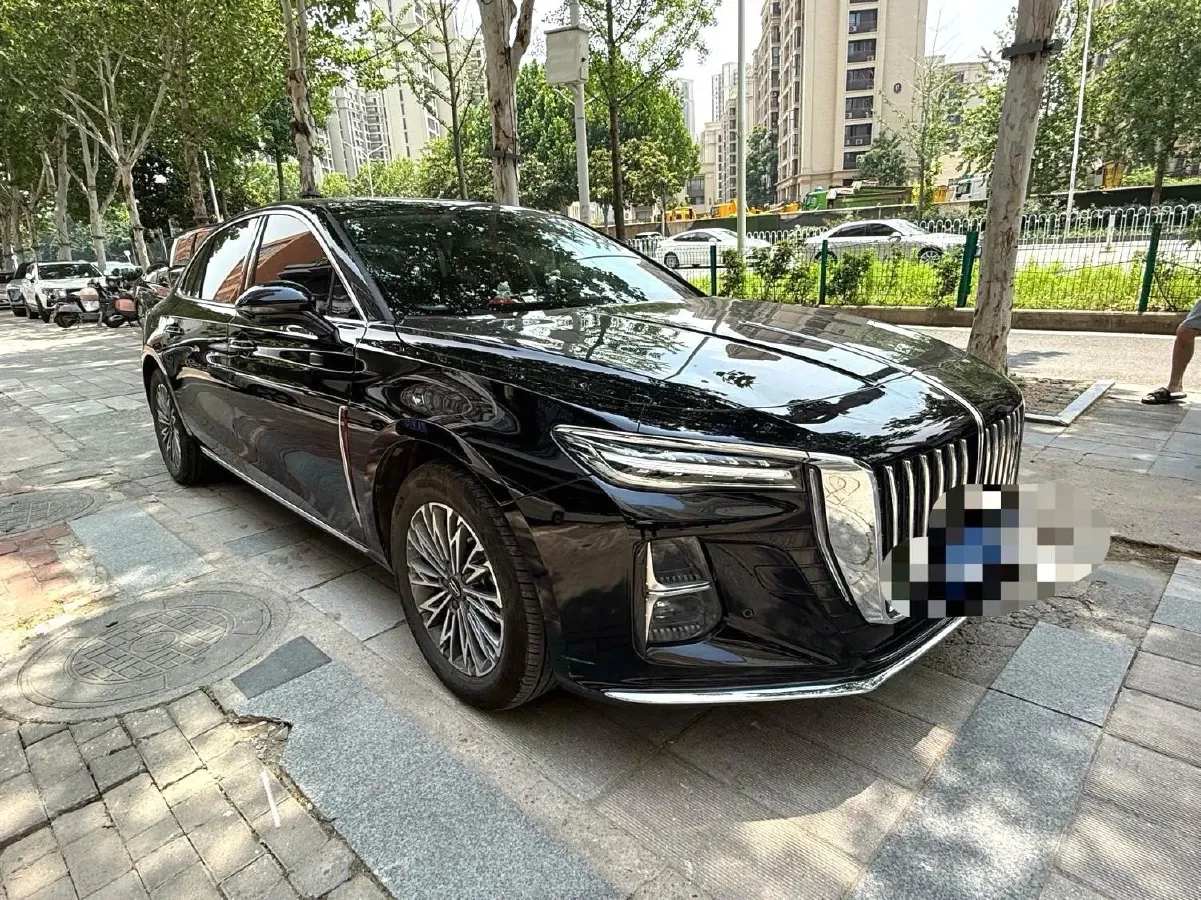2023 HongQi H5 2.0T 224HP L4 8AT,autocango,china used car exporter,china ev exporter,chinese used car exporter,chinese used ev exporter