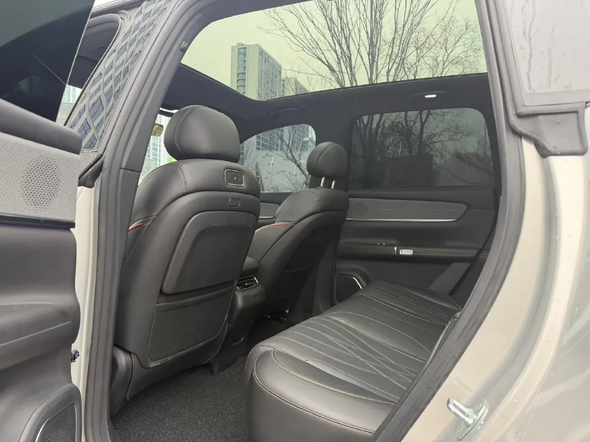 2025 ChangAn QiYuan Q07 1.5T 150HP L4 E-CVT PHEV,autocango,china used car exporter,china ev exporter,chinese used car exporter,chinese used ev exporter