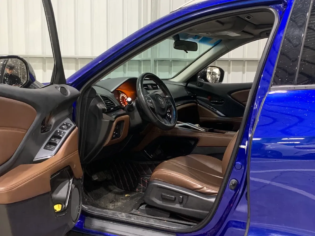 2016 Acura CDX 1.5T 182HP L4 8DCT,autocango,china used car exporter,china ev exporter,chinese used car exporter,chinese used ev exporter