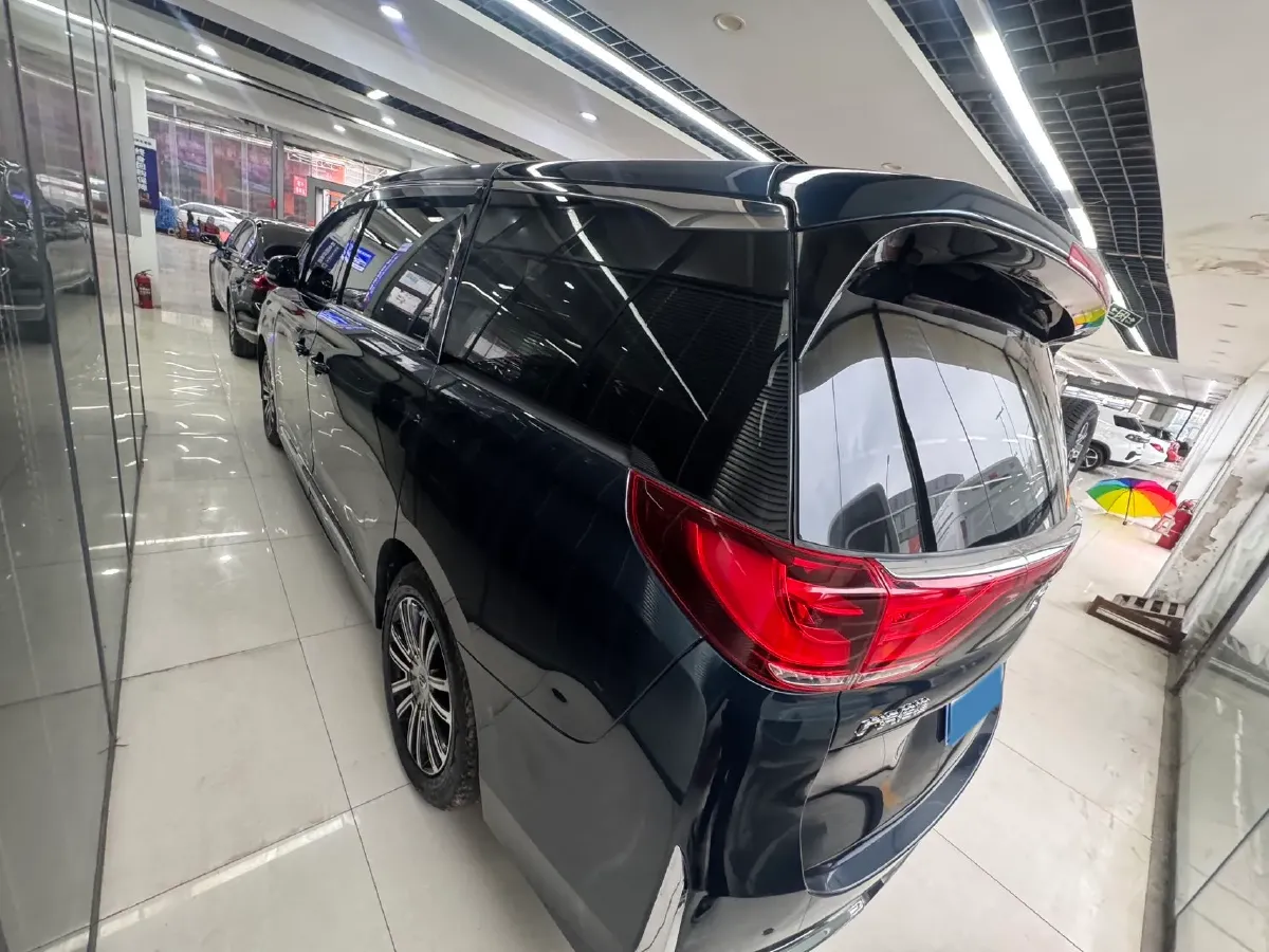 2021 GAC Trumpchi M8 2.0T 252HP L4 8AT,autocango,china used car exporter,china ev exporter,chinese used car exporter,chinese used ev exporter