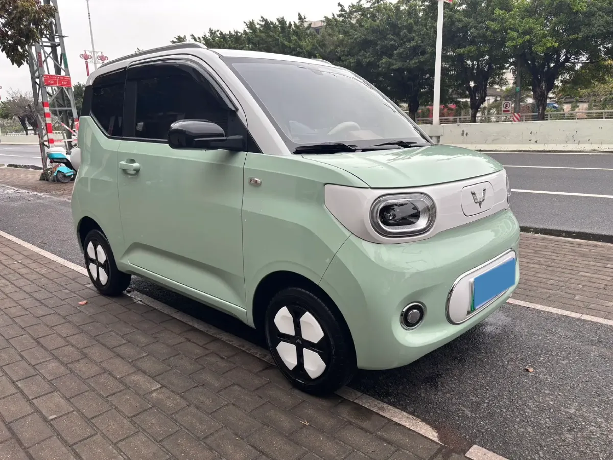 2024 WuLing HongGuang MINI EV BEV 17.3KWH,autocango,china used car exporter,china ev exporter,chinese used car exporter,chinese used ev exporter