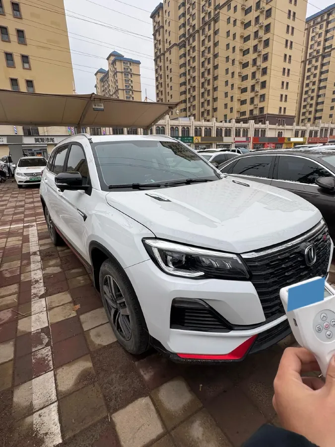 2022 ChangAn CS75 1.5T 180HP L4 7DCT,autocango,china used car exporter,china ev exporter,chinese used car exporter,chinese used ev exporter