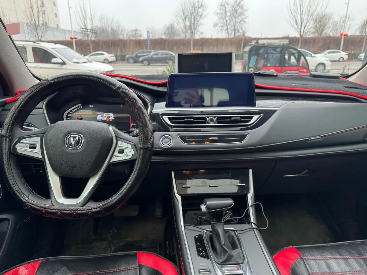 2022 ChangAn CS75 1.5T 180HP L4 7DCT,autocango,china used car exporter,china ev exporter,chinese used car exporter,chinese used ev exporter