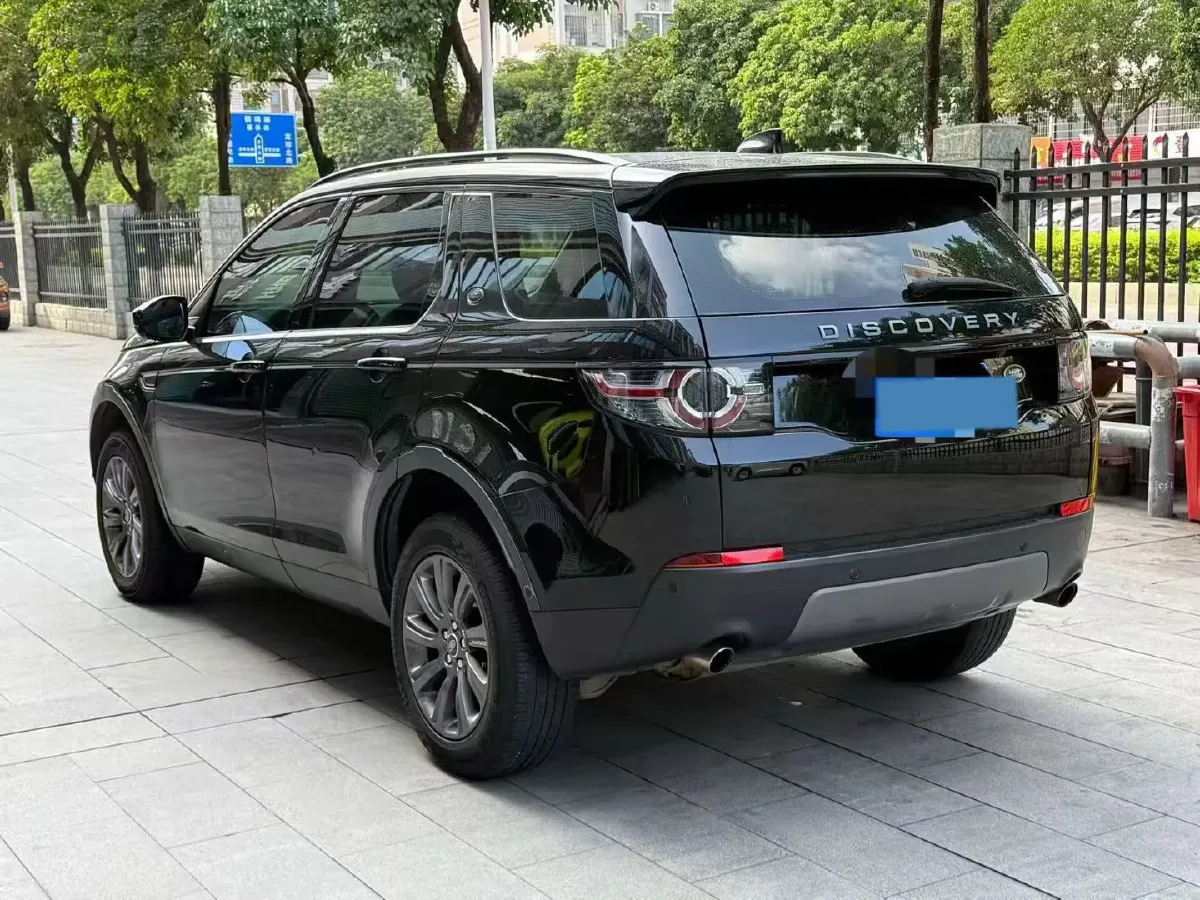 2019 Land Rover Discovery Sport 2.0T 241HP L4 9AT,autocango,china used car exporter,china ev exporter,chinese used car exporter,chinese used ev exporter