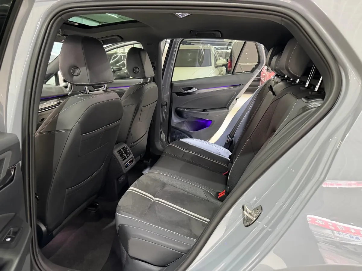 2021 Volkswagen Golf 1.4T 150HP L4 7DCT,autocango,china used car exporter,china ev exporter,chinese used car exporter,chinese used ev exporter