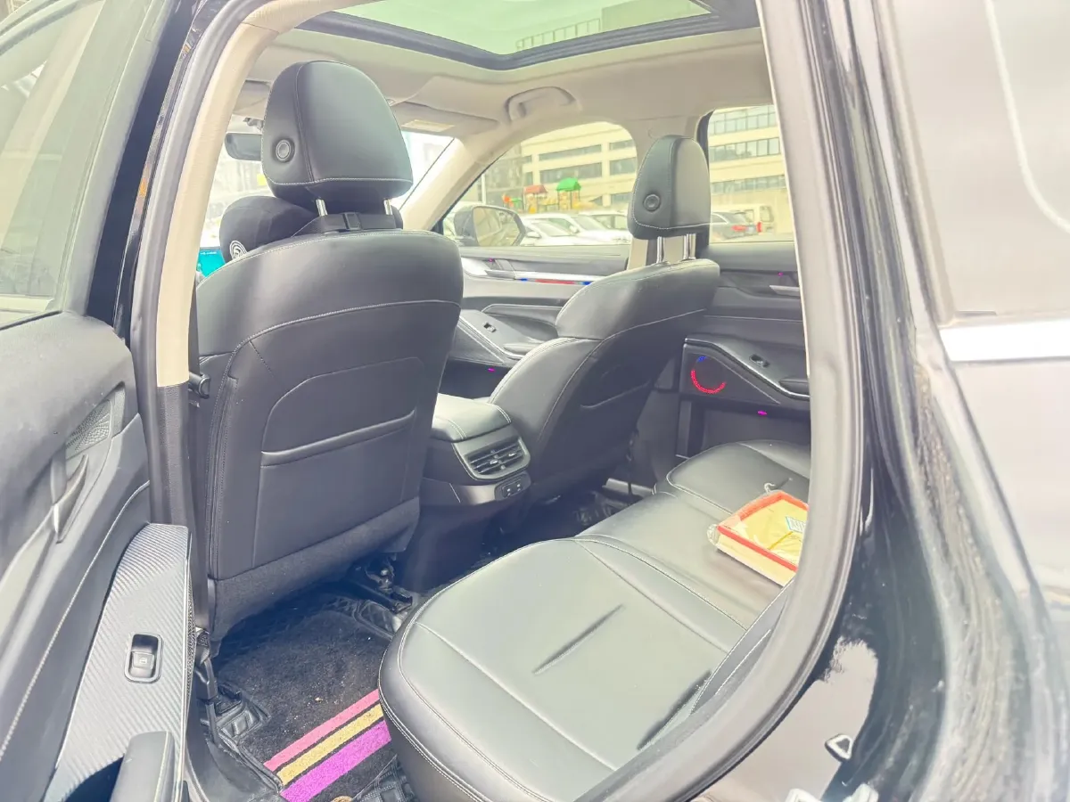 2021 Haval H6 1.5T 169HP L4 7DCT,autocango,china used car exporter,china ev exporter,chinese used car exporter,chinese used ev exporter