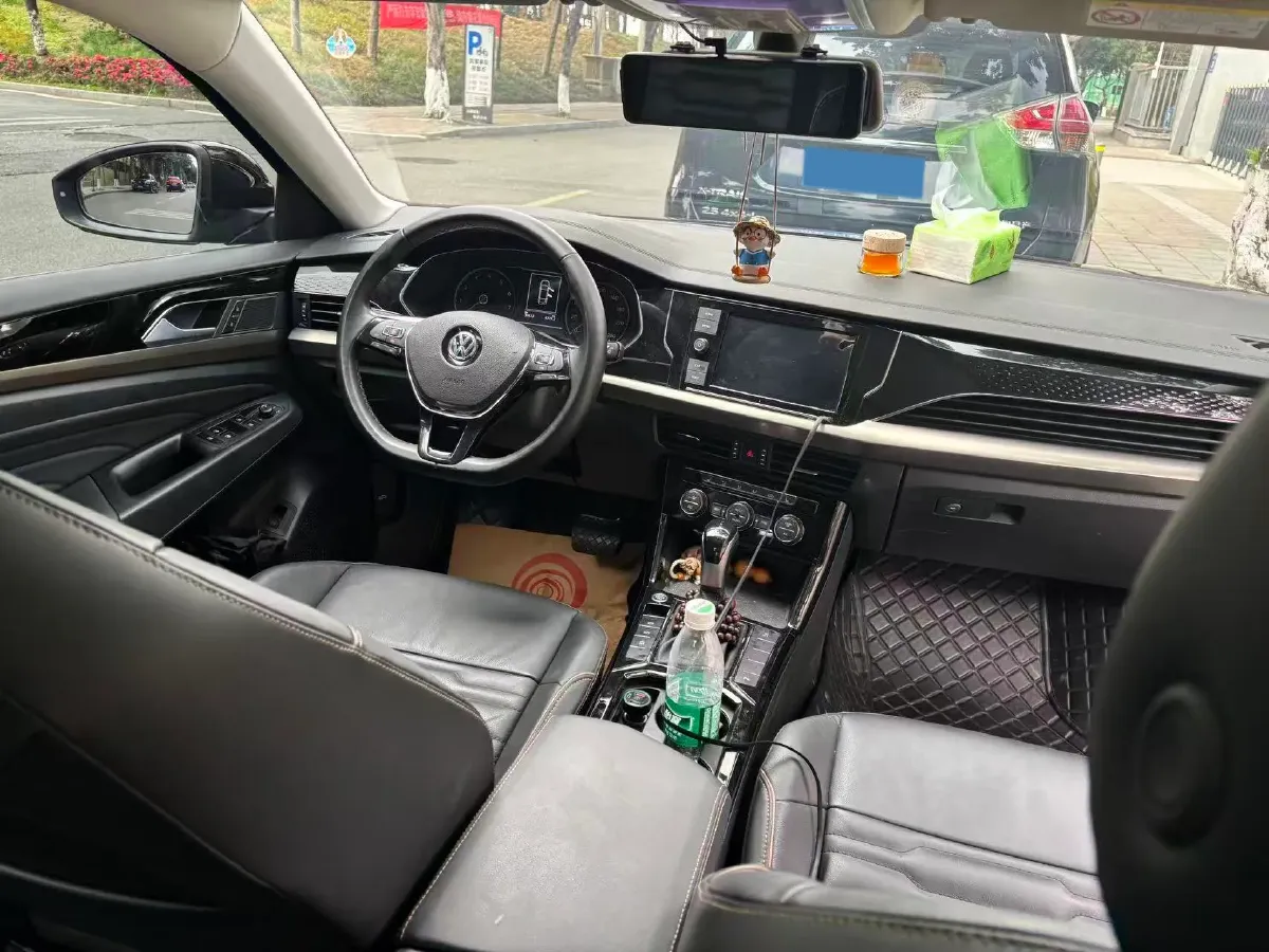 2019 Skoda Kodiak 2.0T 186HP L4 7DCT,autocango,china used car exporter,china ev exporter,chinese used car exporter,chinese used ev exporter