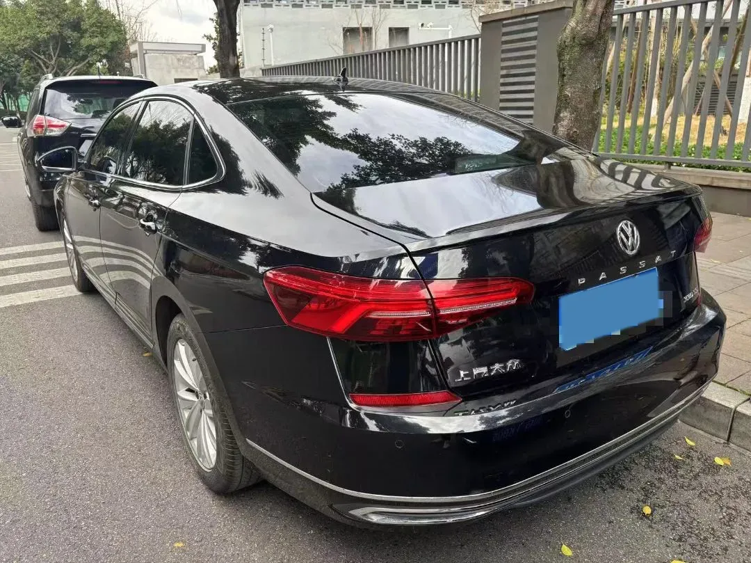 2019 Skoda Kodiak 2.0T 186HP L4 7DCT,autocango,china used car exporter,china ev exporter,chinese used car exporter,chinese used ev exporter