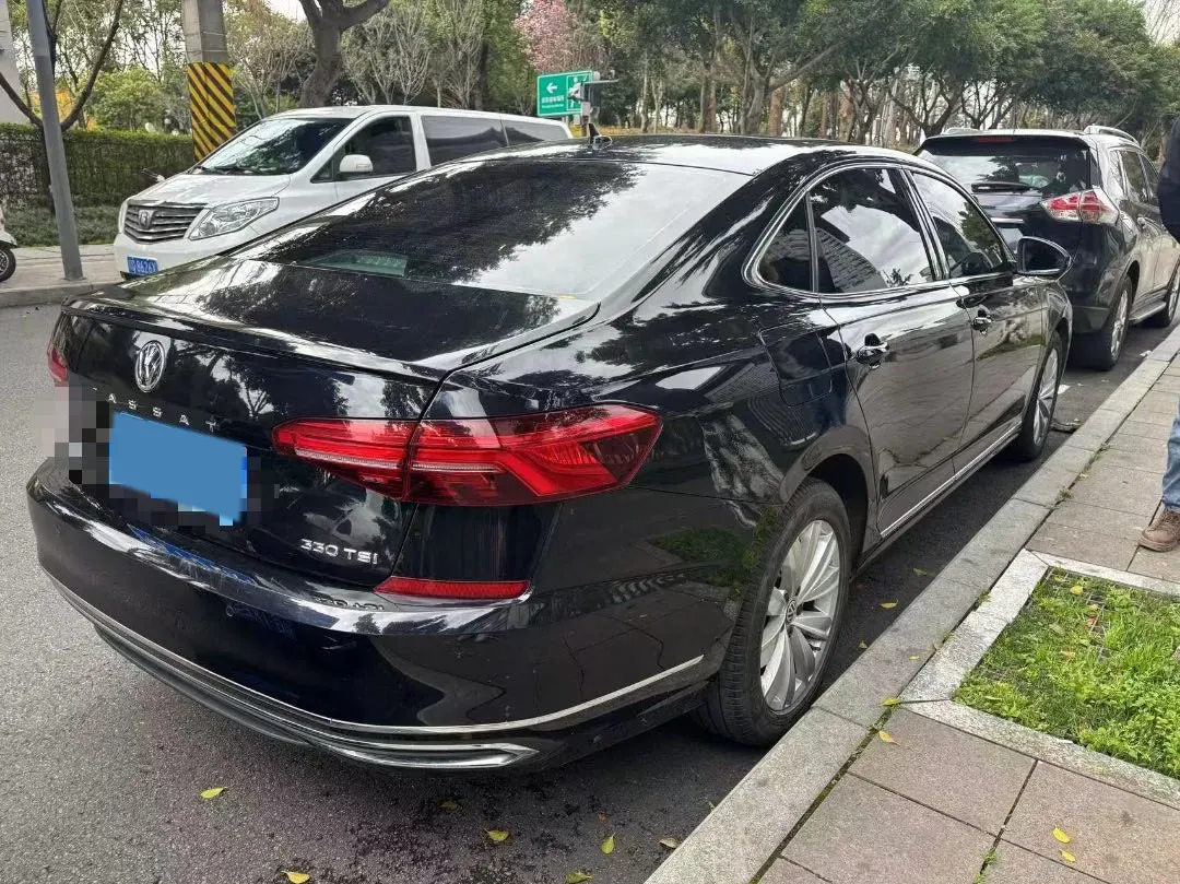 2019 Skoda Kodiak 2.0T 186HP L4 7DCT,autocango,china used car exporter,china ev exporter,chinese used car exporter,chinese used ev exporter