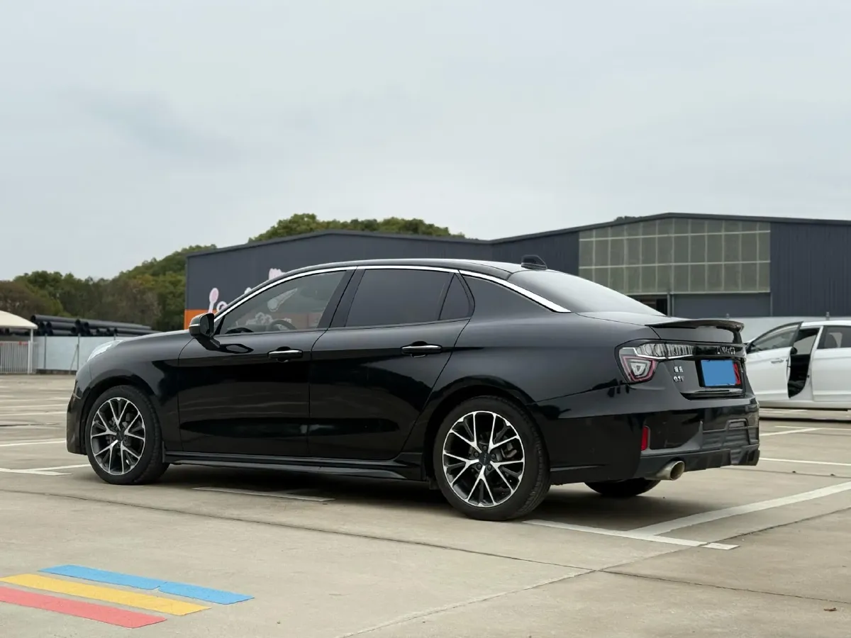 2019 LYNK&CO 01 2.0T 190HP L4 6AT,autocango,china used car exporter,china ev exporter,chinese used car exporter,chinese used ev exporter