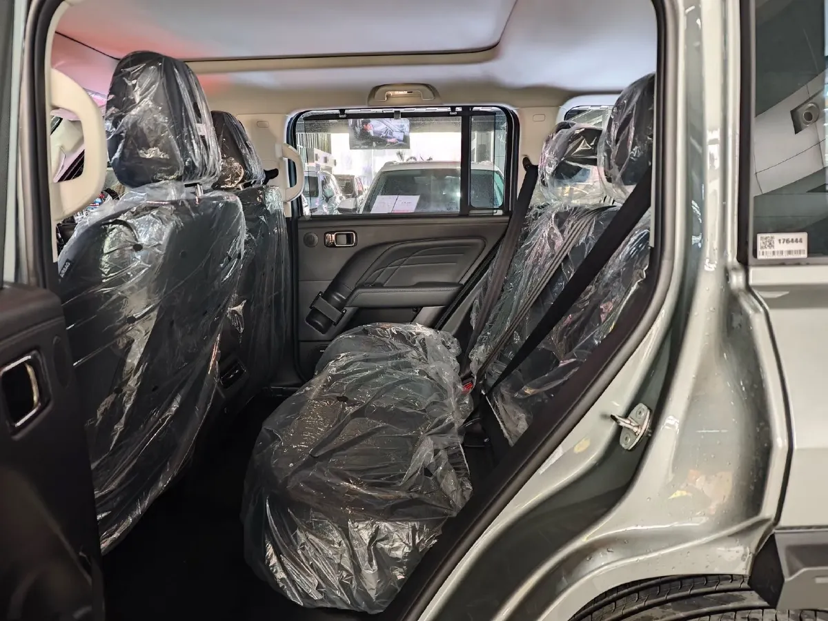 2025 Haval Raptor 2.0T 238HP L4 9DCT,autocango,china used car exporter,china ev exporter,chinese used car exporter,chinese used ev exporter