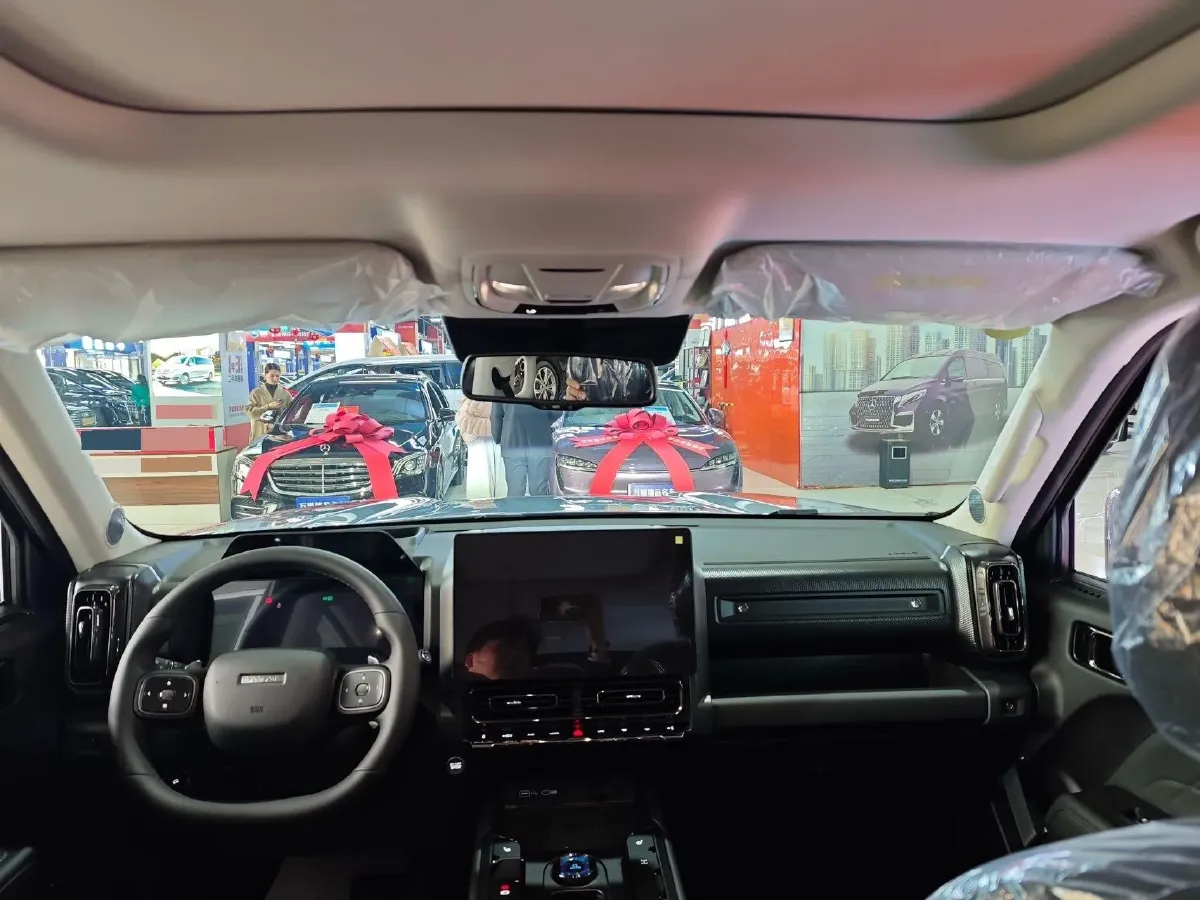 2025 Haval Raptor 2.0T 238HP L4 9DCT,autocango,china used car exporter,china ev exporter,chinese used car exporter,chinese used ev exporter