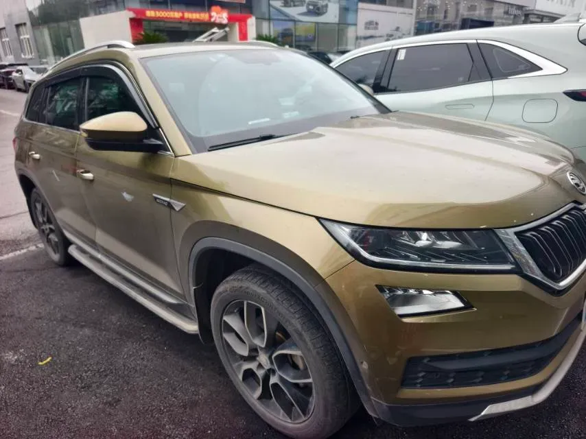 2017 Skoda Kodiak 2.0T 220HP L4 7DCT,autocango,china used car exporter,china ev exporter,chinese used car exporter,chinese used ev exporter