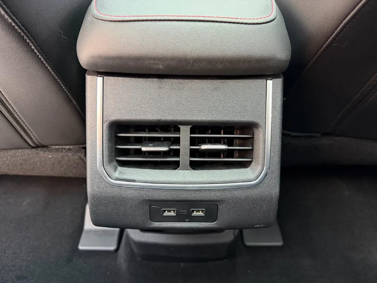 2021 Haval H6 1.5T 150HP L4 7DCT,autocango,china used car exporter,china ev exporter,chinese used car exporter,chinese used ev exporter