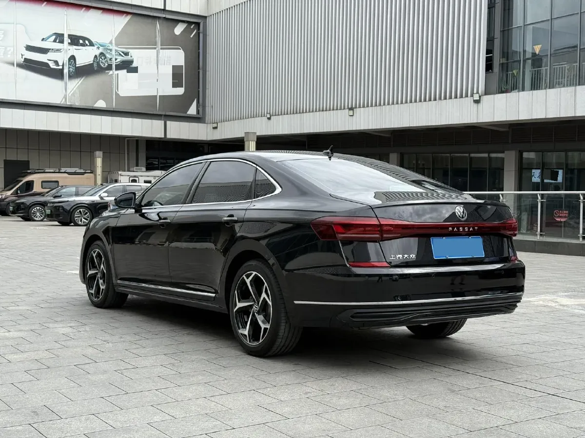 2025 Volkswagen Passat 2.0T 186HP L4 7DCT,autocango,china used car exporter,china ev exporter,chinese used car exporter,chinese used ev exporter