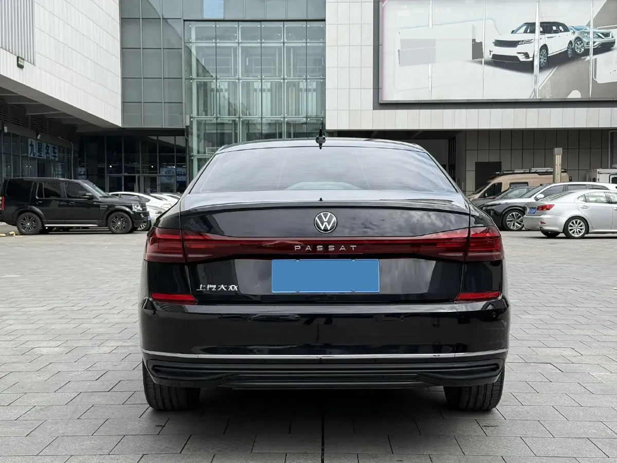 2025 Volkswagen Passat 2.0T 186HP L4 7DCT,autocango,china used car exporter,china ev exporter,chinese used car exporter,chinese used ev exporter