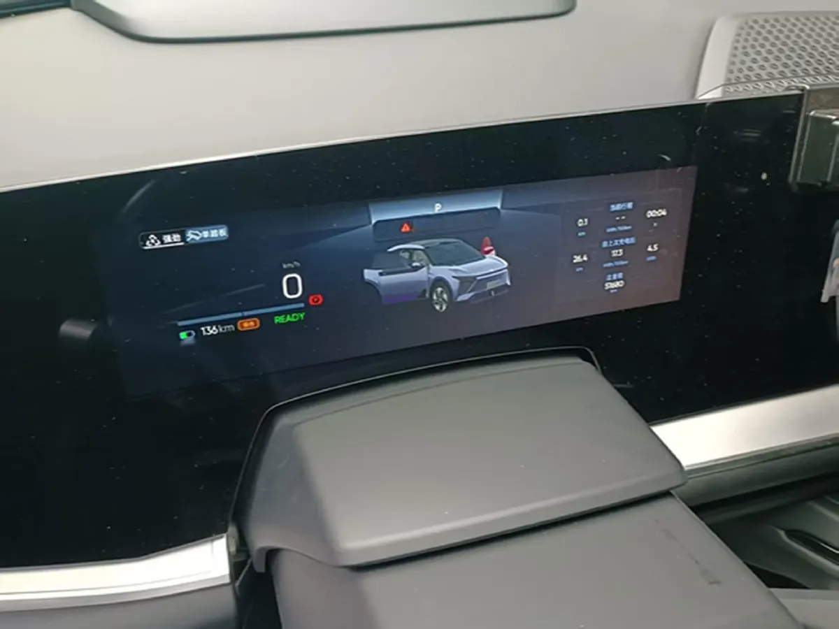 2023 HiPhi Y BEV 76.6KWH,autocango,china used car exporter,china ev exporter,chinese used car exporter,chinese used ev exporter