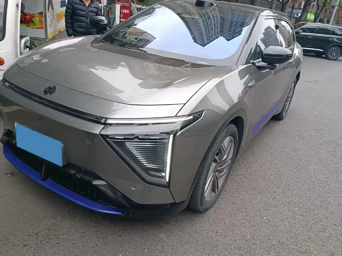 2023 HiPhi Y BEV 76.6KWH,autocango,china used car exporter,china ev exporter,chinese used car exporter,chinese used ev exporter