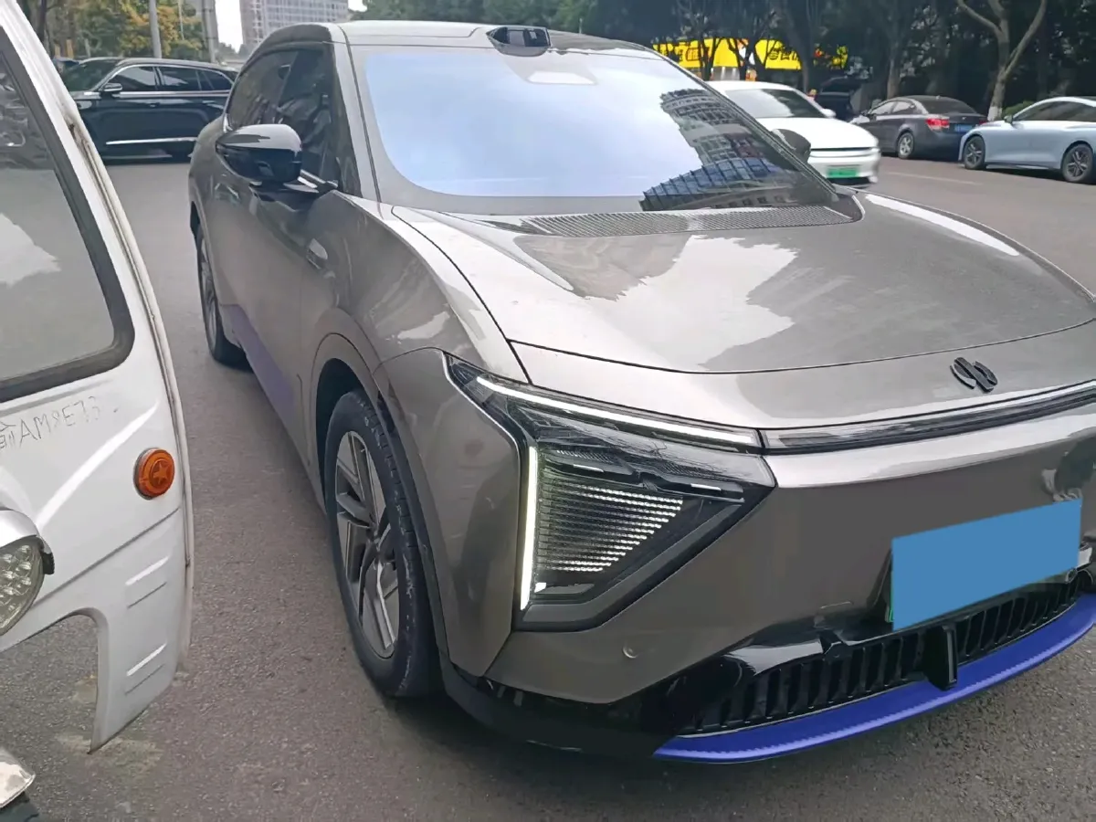 2023 HiPhi Y BEV 76.6KWH,autocango,china used car exporter,china ev exporter,chinese used car exporter,chinese used ev exporter