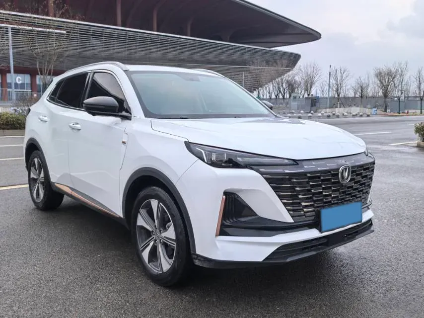 2022 ChangAn CS55 Plus 1.5T 180HP L4 7DCT,autocango,china used car exporter,china ev exporter,chinese used car exporter,chinese used ev exporter