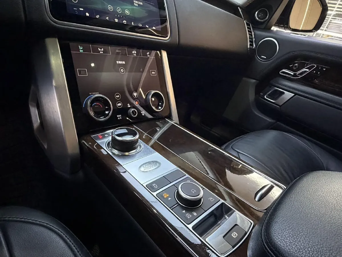 2021 Land Rover Range Rover 3.0T 360HP L6 8AT,autocango,china used car exporter,china ev exporter,chinese used car exporter,chinese used ev exporter