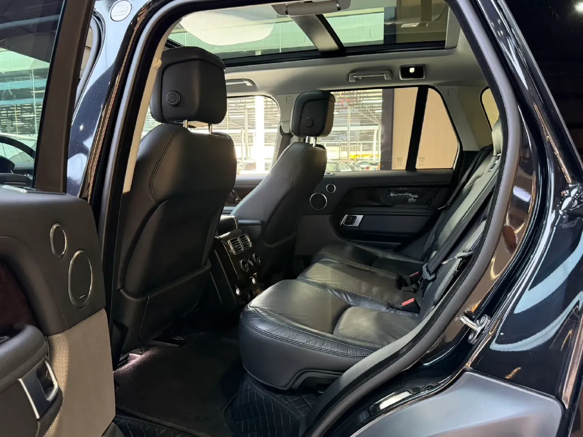 2021 Land Rover Range Rover 3.0T 360HP L6 8AT,autocango,china used car exporter,china ev exporter,chinese used car exporter,chinese used ev exporter