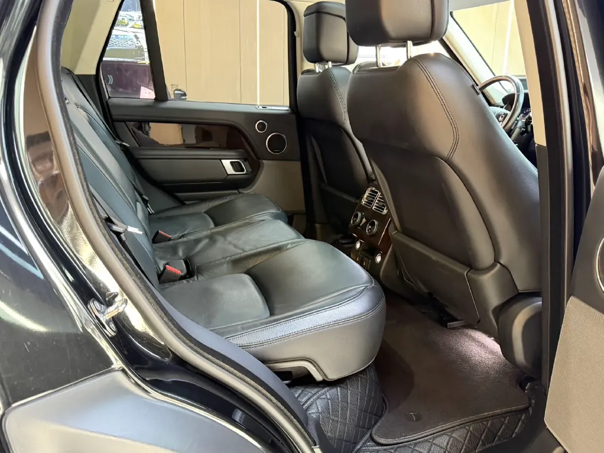 2021 Land Rover Range Rover 3.0T 360HP L6 8AT,autocango,china used car exporter,china ev exporter,chinese used car exporter,chinese used ev exporter