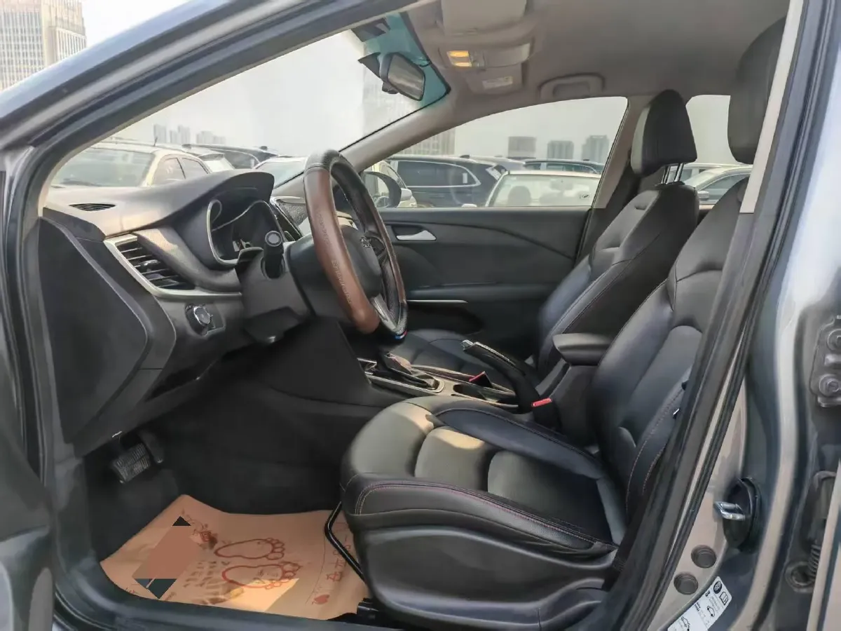 2020 Chevrolet Monza 1.0T 125HP L3 6DCT,autocango,china used car exporter,china ev exporter,chinese used car exporter,chinese used ev exporter